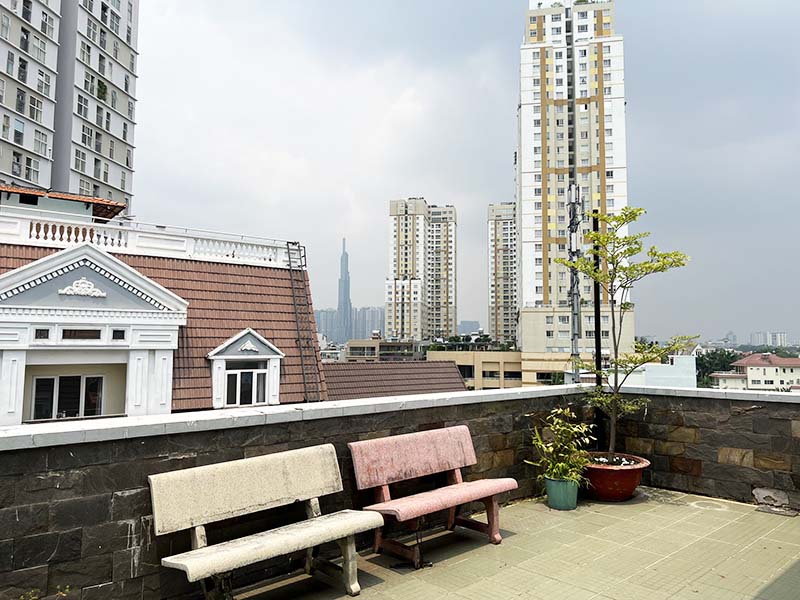 Three bedrooms service apartment for lease on Thao Dien Area 188 Alley