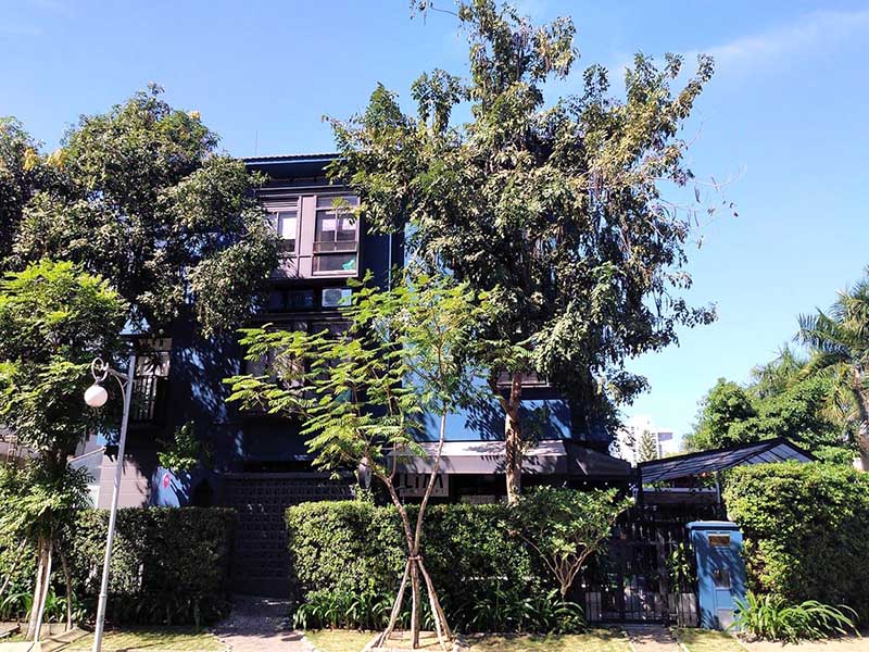 Bright loft concept serviced apartment for rent on Tan Phong Ward, Phu My Hung Area