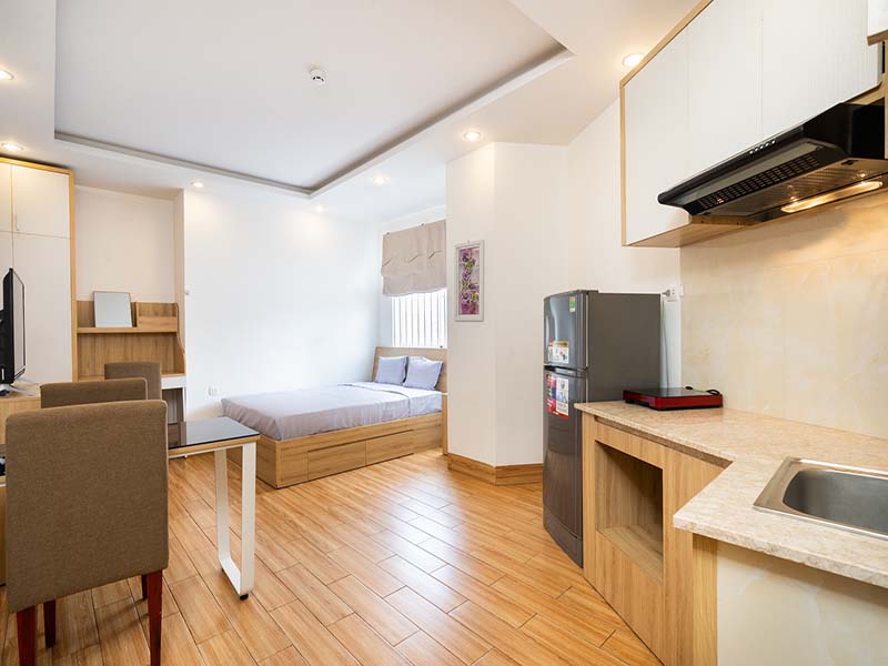 Bright studio serviced apartment renting in Phu Nhuan Dist, Phan Dinh Phung St