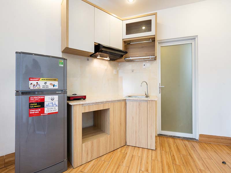 Bright studio serviced apartment renting in Phu Nhuan Dist, Phan Dinh Phung St