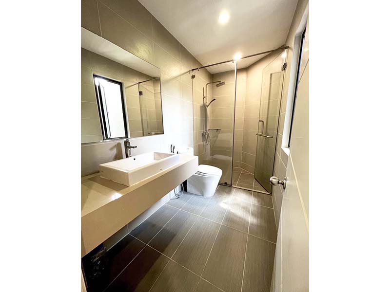 Three bedrooms serviced apartment renting in Phu Nhuan District Saigon City