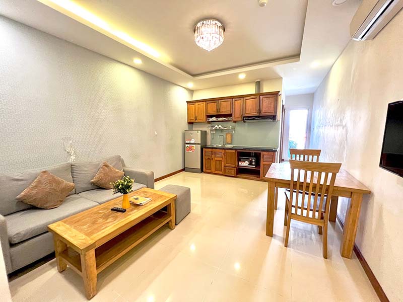 Oakwood serviced apartment for rent in Tan Binh District next to The Airport