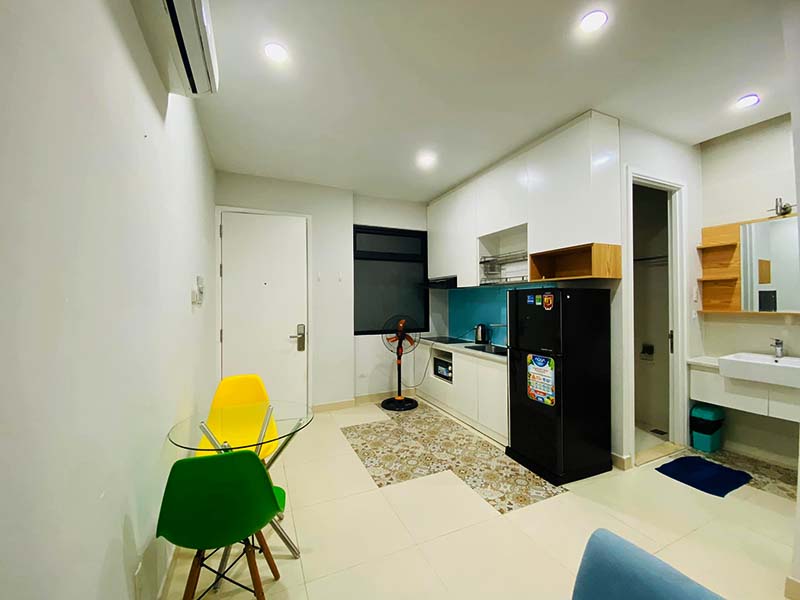 Spacious studio flat for lease on Thao Dien Area come with full of services
