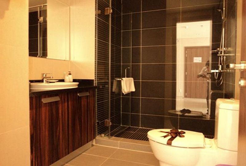 Nice serviced apartment for rent in quiet area of District 3