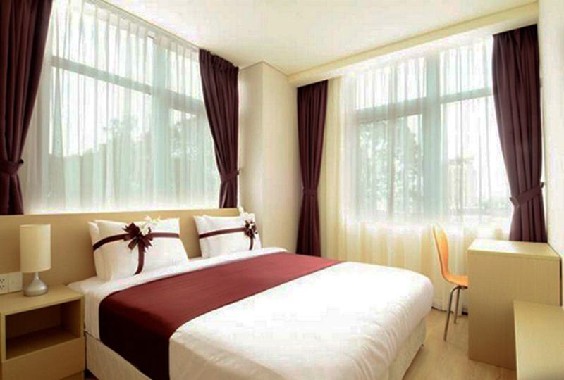 Nice serviced apartment for rent in quiet area of District 3