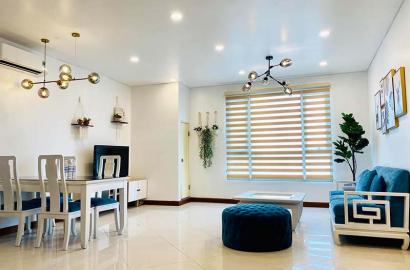 Nice apartment for lease in District 1 - The Lancaster building on Le Thanh Ton St