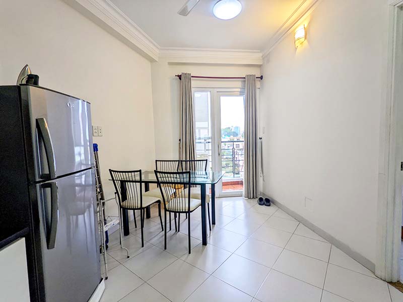 Spacious and windy serviced apartment renting in Binh Thanh District next to the Zoo