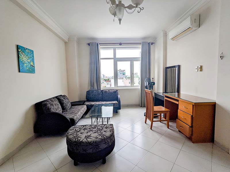 Spacious and windy serviced apartment renting in Binh Thanh District next to the Zoo
