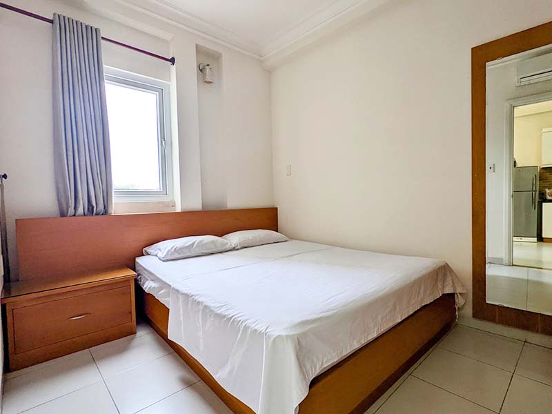 Spacious and windy serviced apartment renting in Binh Thanh District next to the Zoo