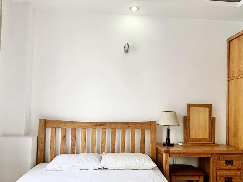 Spacious serviced apartment for rent nearby Ben Thanh Market Le Lai Street