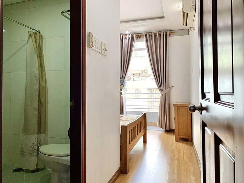 Spacious serviced apartment for rent nearby Ben Thanh Market Le Lai Street