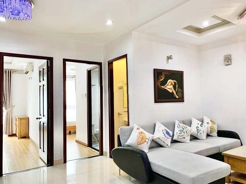 Spacious serviced apartment for rent nearby Ben Thanh Market Le Lai Street