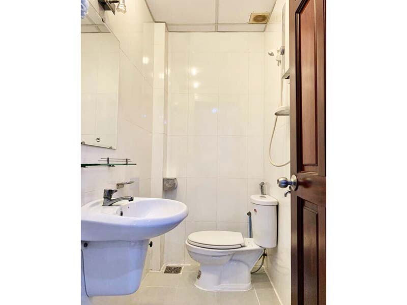 Spacious serviced apartment for rent nearby Ben Thanh Market Le Lai Street