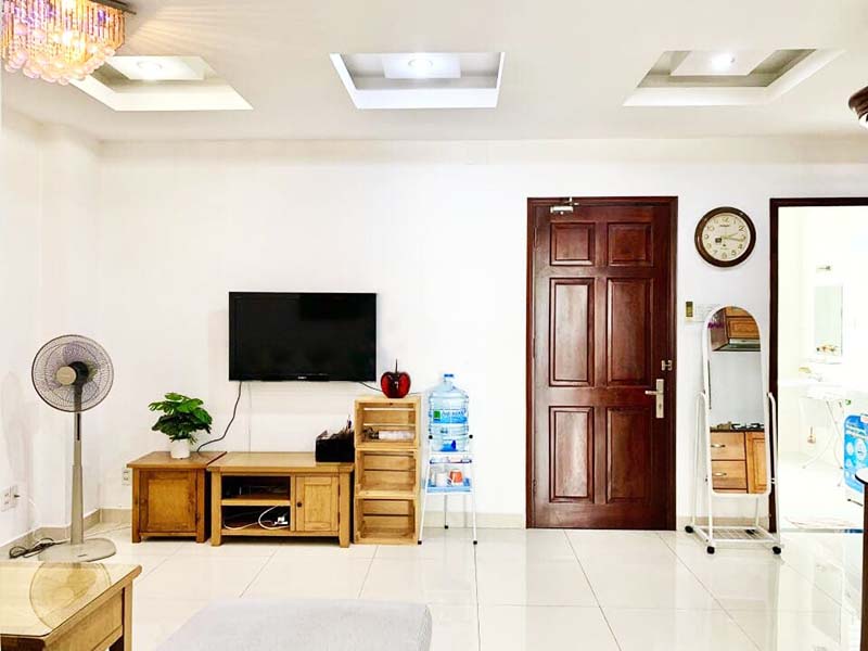 Spacious serviced apartment for rent nearby Ben Thanh Market Le Lai Street