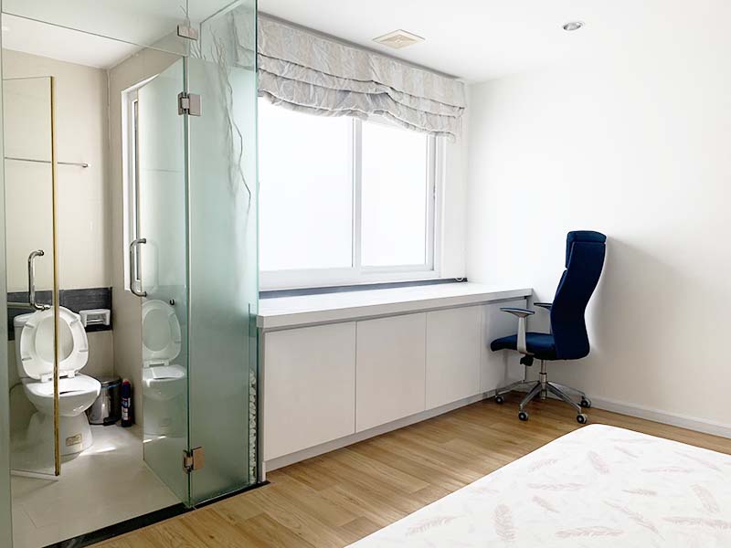 Penthouse serviced apartment leasing on Nguyen Dinh Chieu Street, Dakao Ward, District 1.