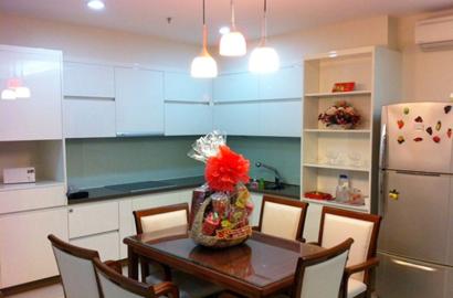 Nice apartment for rent in Saigon Airport Plaza Tan Binh District