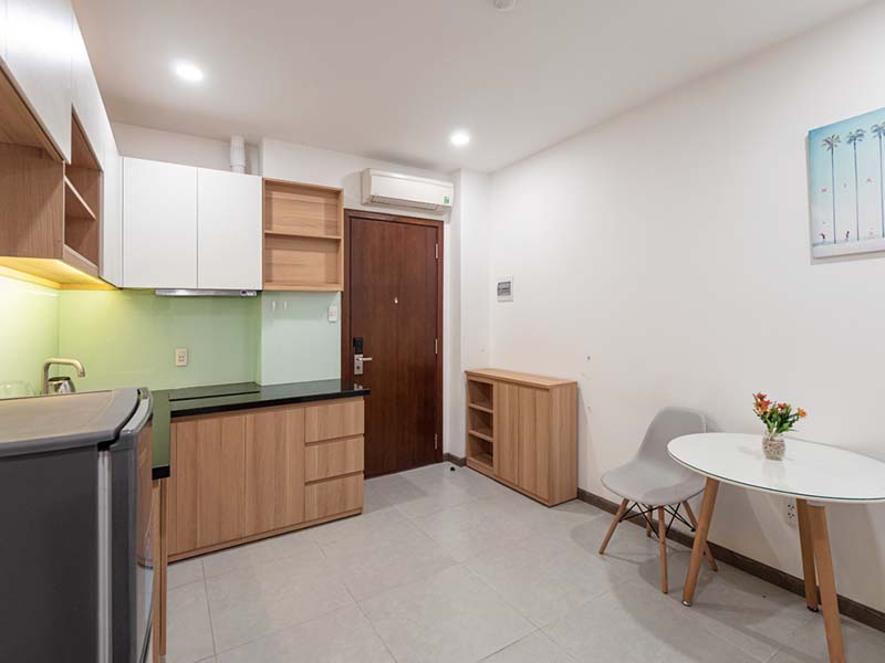 One bedroom serviced apartment for rent on Cuu Long Street, Tan Binh District
