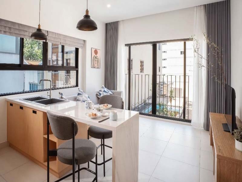 Cozy serviced apartment renting in District 3 Saigon, Pham Ngoc Thach Street
