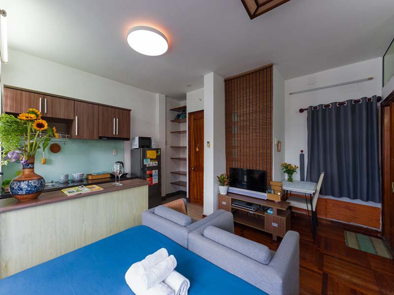 Penthouse serviced apartment for rent on Nguyen Thi Minh Khai Street, Dakao Ward, District 1.