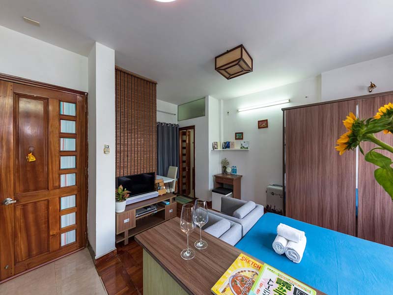 Penthouse serviced apartment for rent on Nguyen Thi Minh Khai Street, Dakao Ward, District 1.
