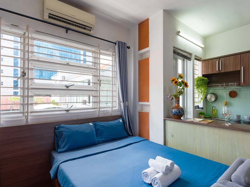 Penthouse serviced apartment for rent on Nguyen Thi Minh Khai Street, Dakao Ward, District 1.