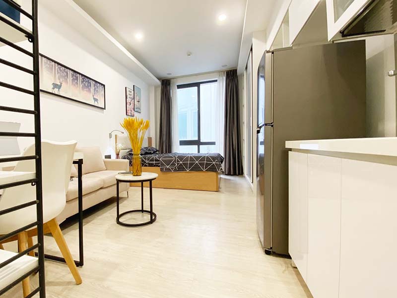 Bright studio serviced apartment need renting in Dakao Ward District 1