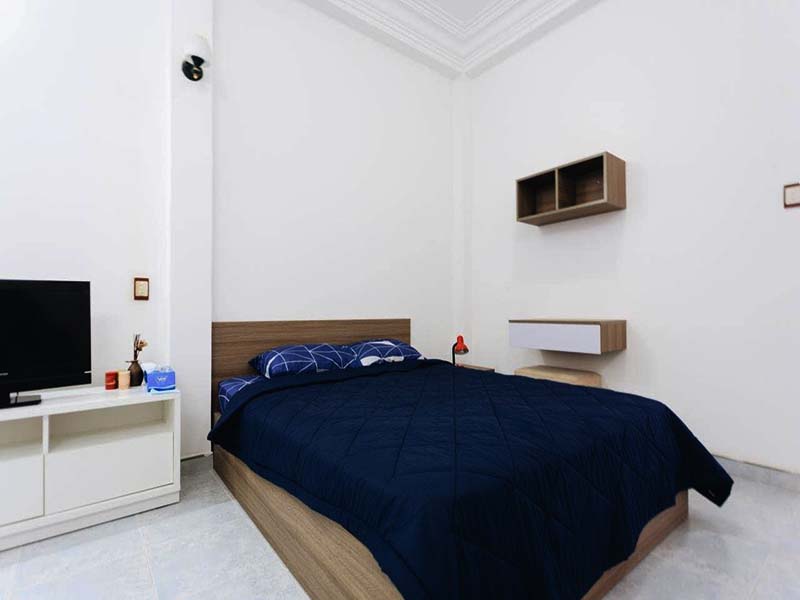 Cheap studio serviced apartment renting in District 1 Nguyen Thi Minh Khai Street.