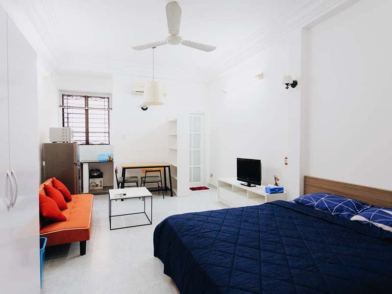 Cheap studio serviced apartment renting in District 1 Nguyen Thi Minh Khai Street.