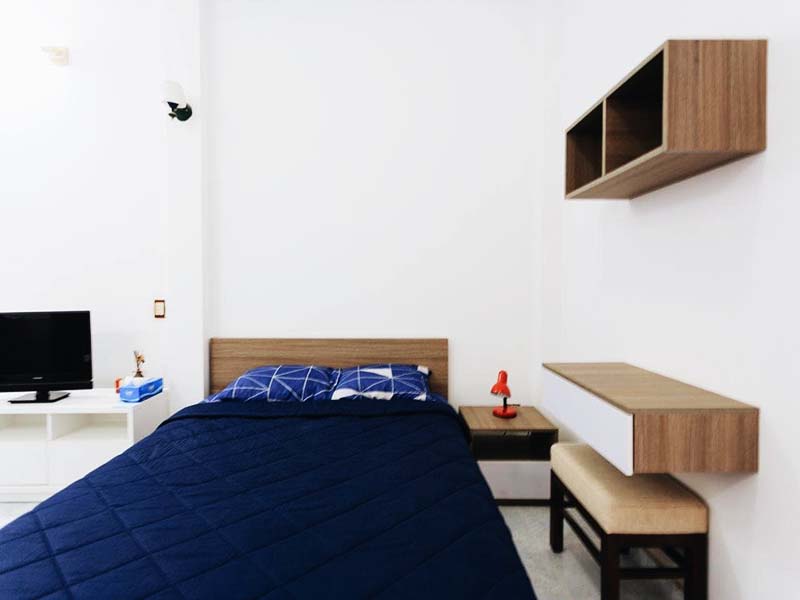 Cheap studio serviced apartment renting in District 1 Nguyen Thi Minh Khai Street.