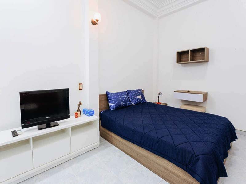 Cheap studio serviced apartment renting in District 1 Nguyen Thi Minh Khai Street.