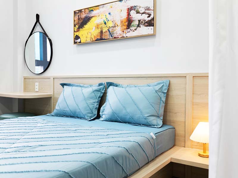 Nice serviced apartment for rent on Phan Dinh Phung Street Phu Nhuan District