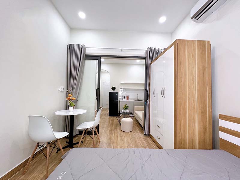 Nice serviced apartment  renting in District 10 Thanh Thai Street