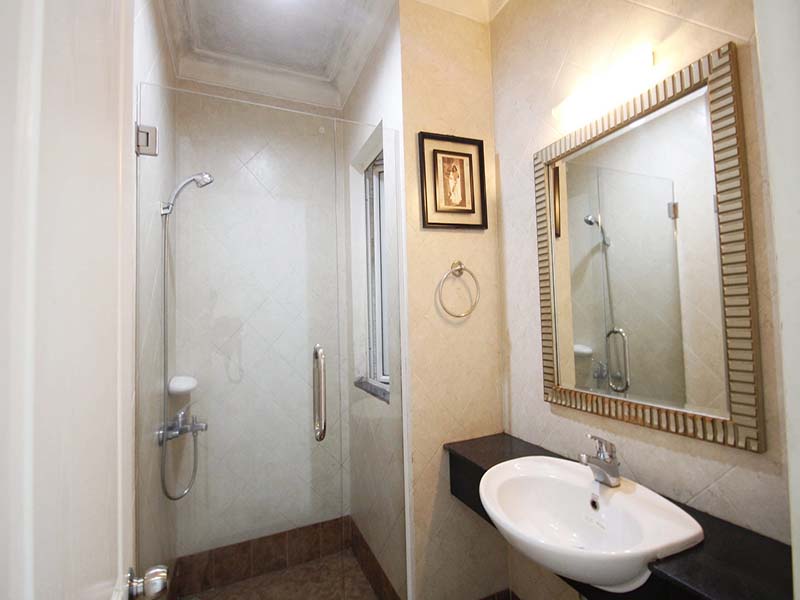 Nice serviced apartment renting in District 3 Vo Van Tan Street, Ho Chi Minh City