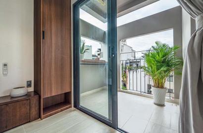 Brandnew serviced apartment for lease on Co Bac Street Phu Nhuan urban District