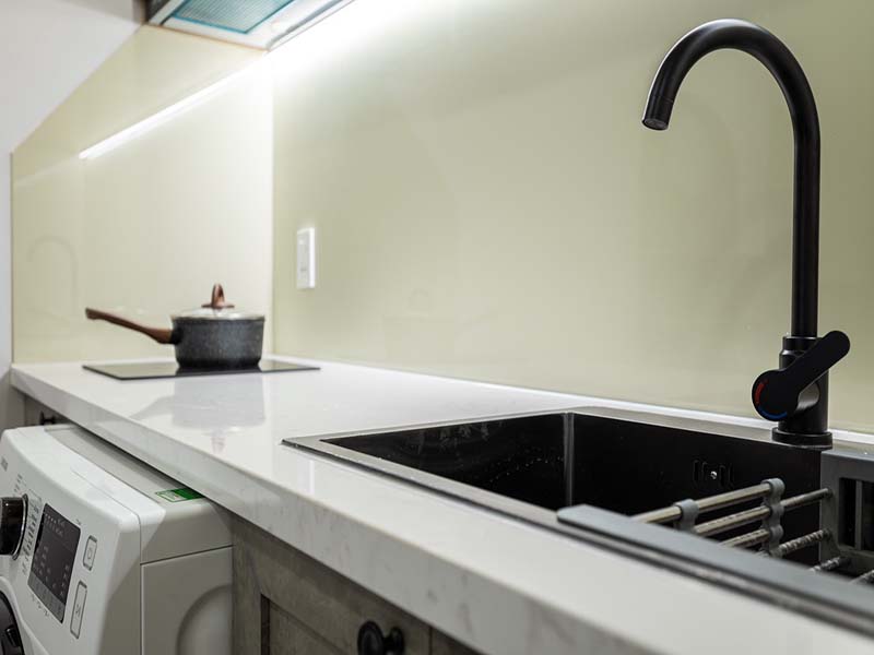 One bedroom serviced apartment for lease on Phan Dinh Phung Street Phu Nhuan District
