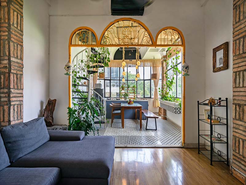 Cozy penthouse serviced apartment for lease in District 3 Saigon