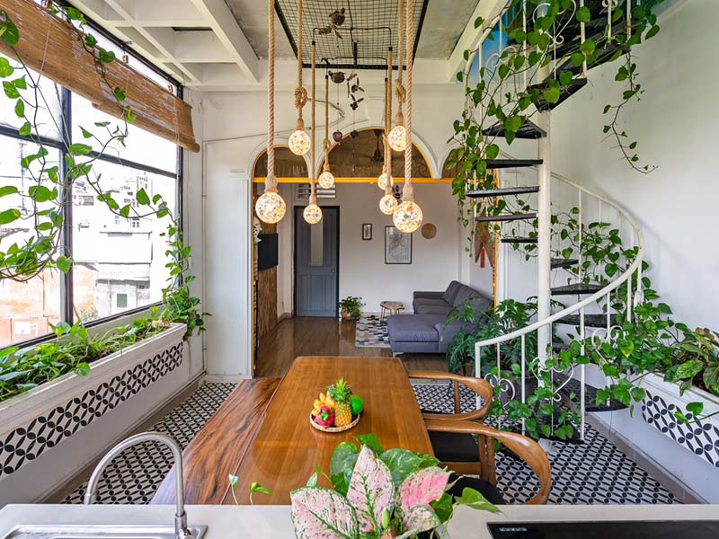 Cozy penthouse serviced apartment for lease in District 3 Saigon