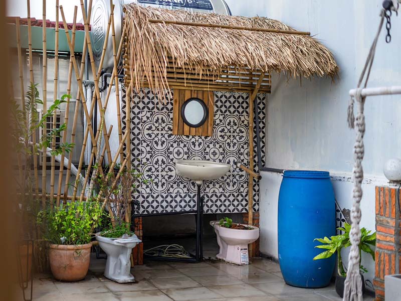 Cozy penthouse serviced apartment for lease in District 3 Saigon
