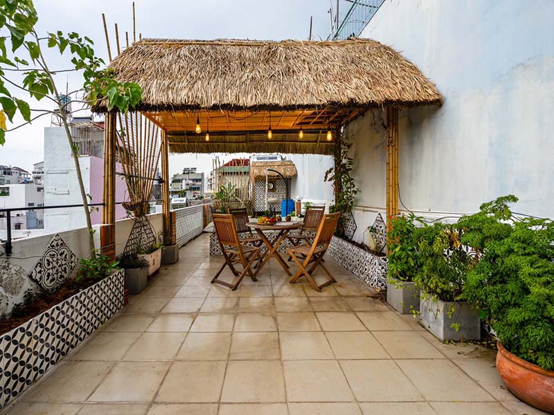 Cozy penthouse serviced apartment for lease in District 3 Saigon