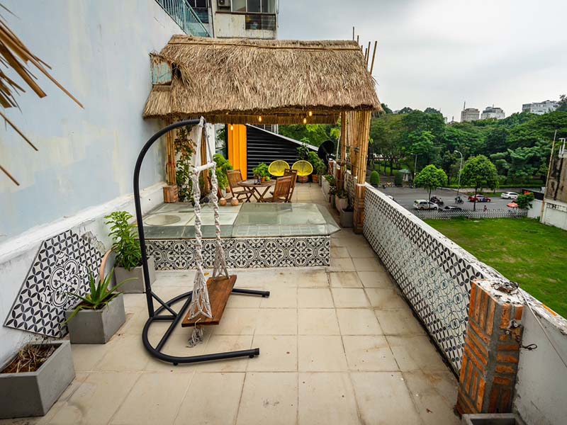 Cozy penthouse serviced apartment for lease in District 3 Saigon