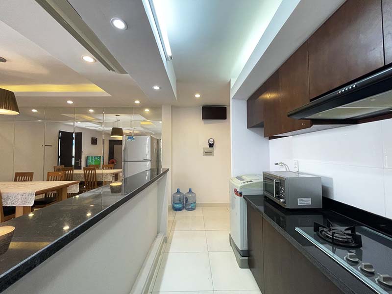 Spacious apartment renting in Tan Binh District Dong Nai Street next to The Airport