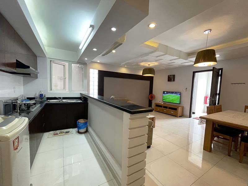 Spacious apartment renting in Tan Binh District Dong Nai Street next to The Airport