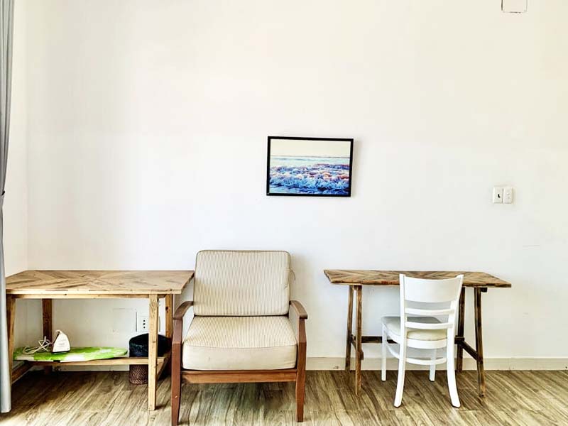 Nice serviced apartment renting in District 1 next to Tan Dinh Market.