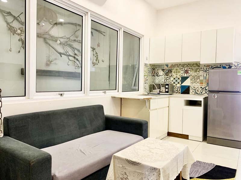 Nice serviced apartment renting in District 1 next to Tan Dinh Market.