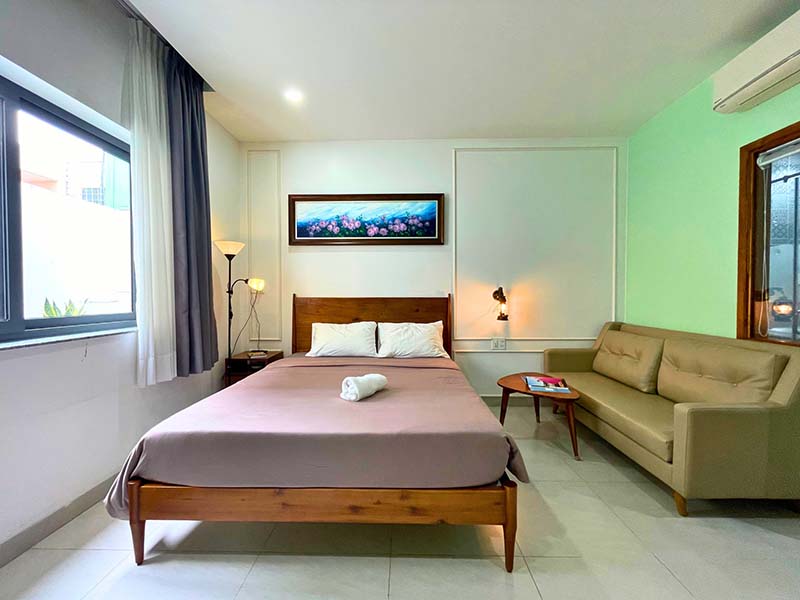 Serviced apartment renting in Tan Dinh District Nguyen The Loc Street