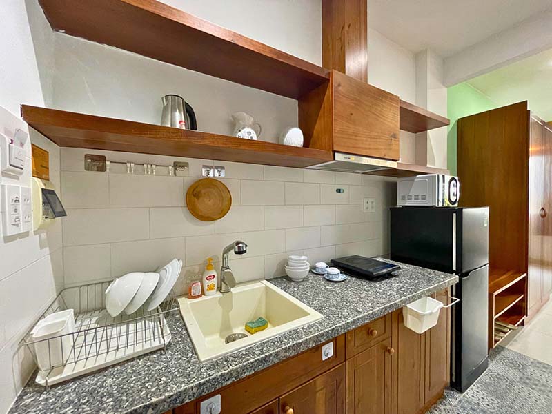 Serviced apartment renting in Tan Dinh District Nguyen The Loc Street