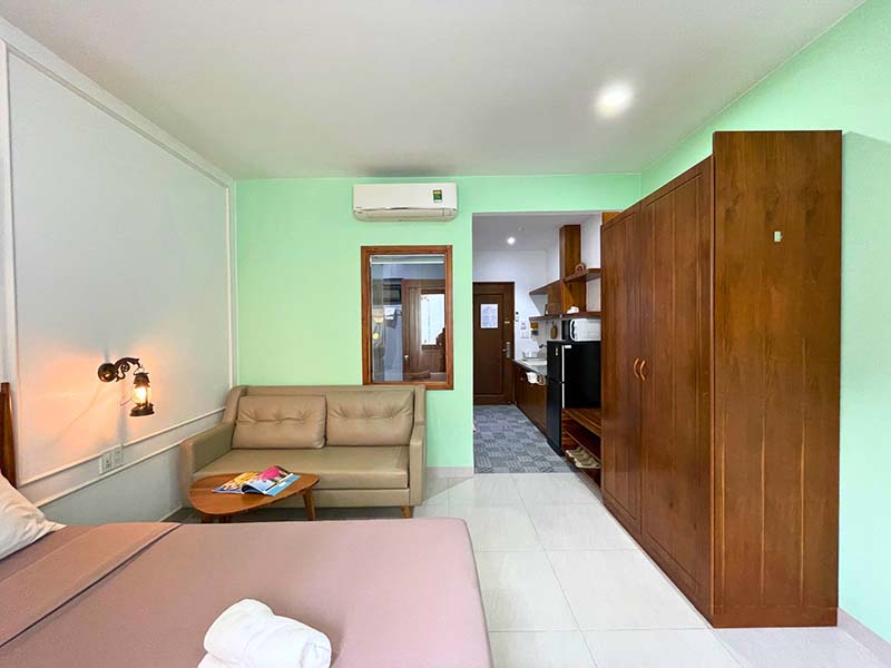 Serviced apartment renting in Tan Dinh District Nguyen The Loc Street