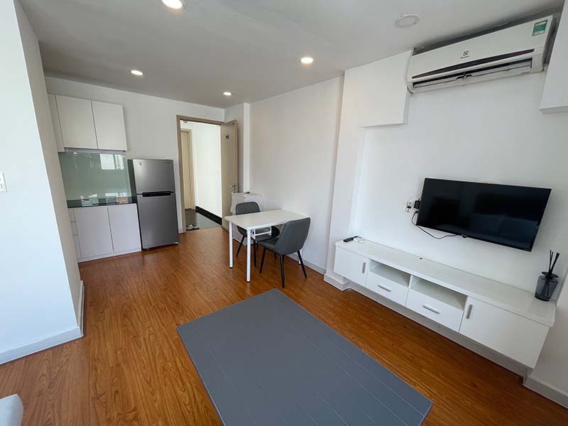 Bright studio serviced apartment leasing on Truong Sa Street, Binh Thanh District
