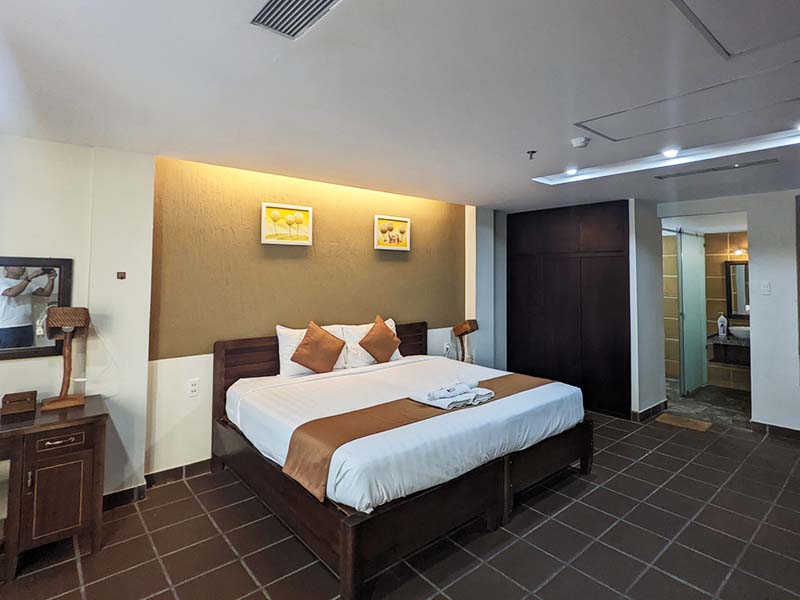 Two bedrooms serviced flat for rent on Hoang Dieu Street, Phu Nhuan District