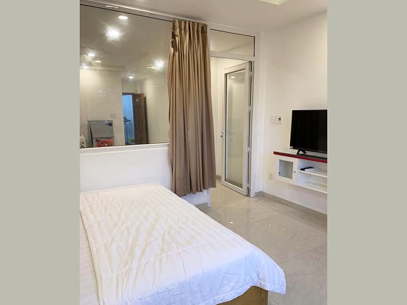 One bedroom serviced apartment for lease in District 10 Cao Thang Street